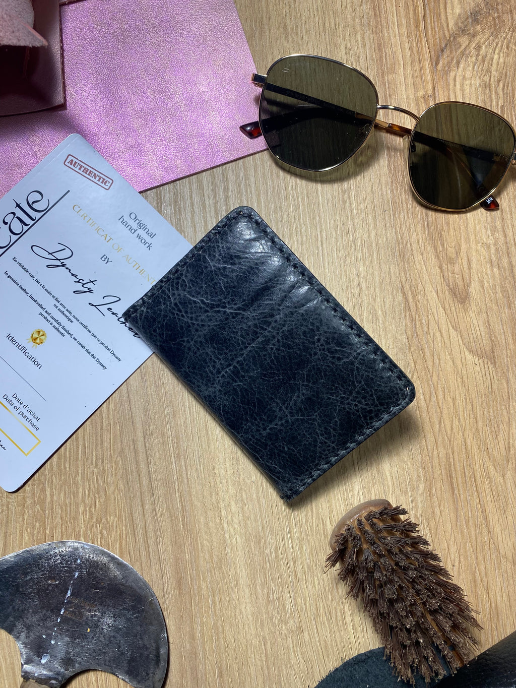 Heritage cards holder