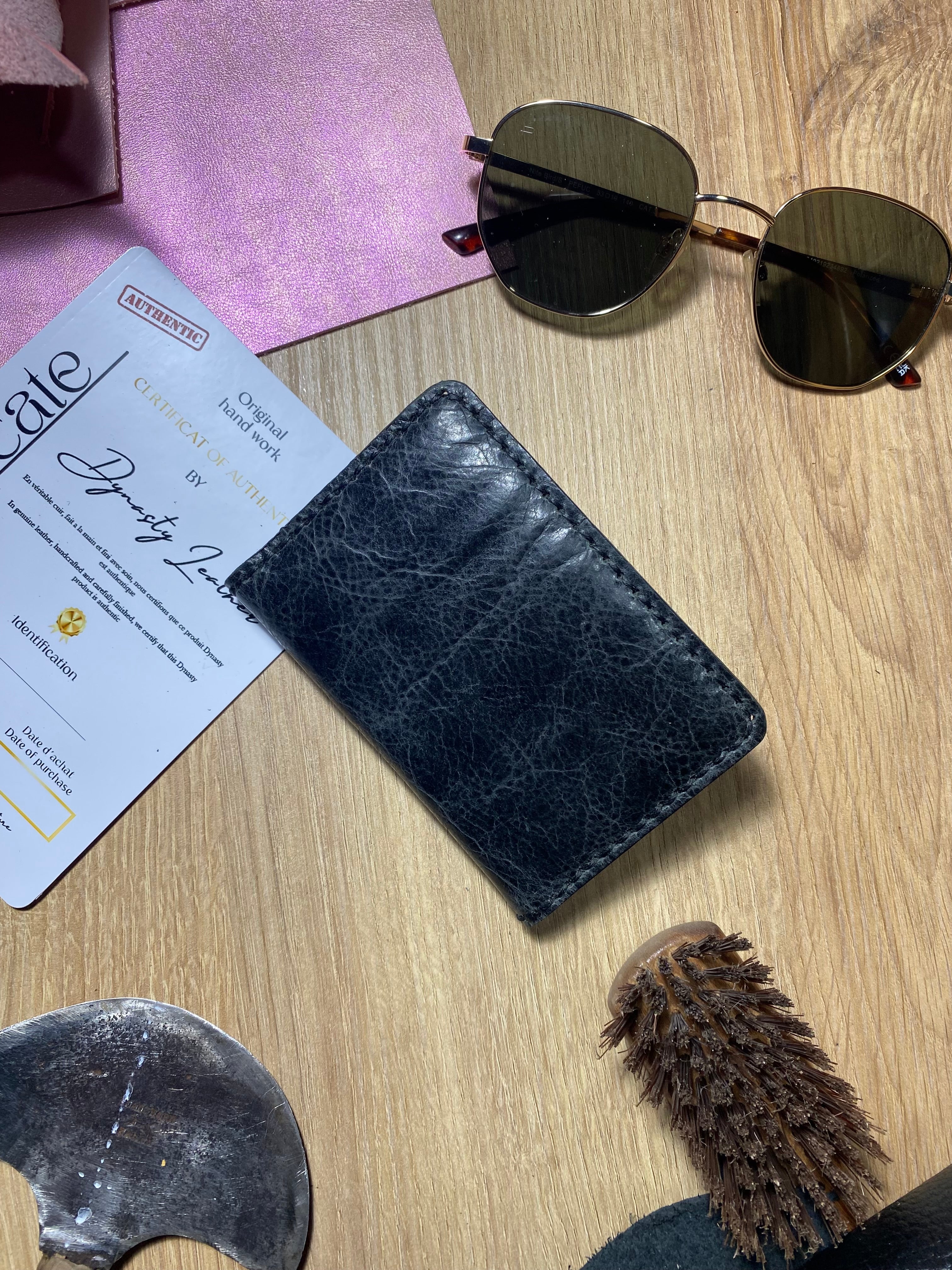 Heritage cards holder