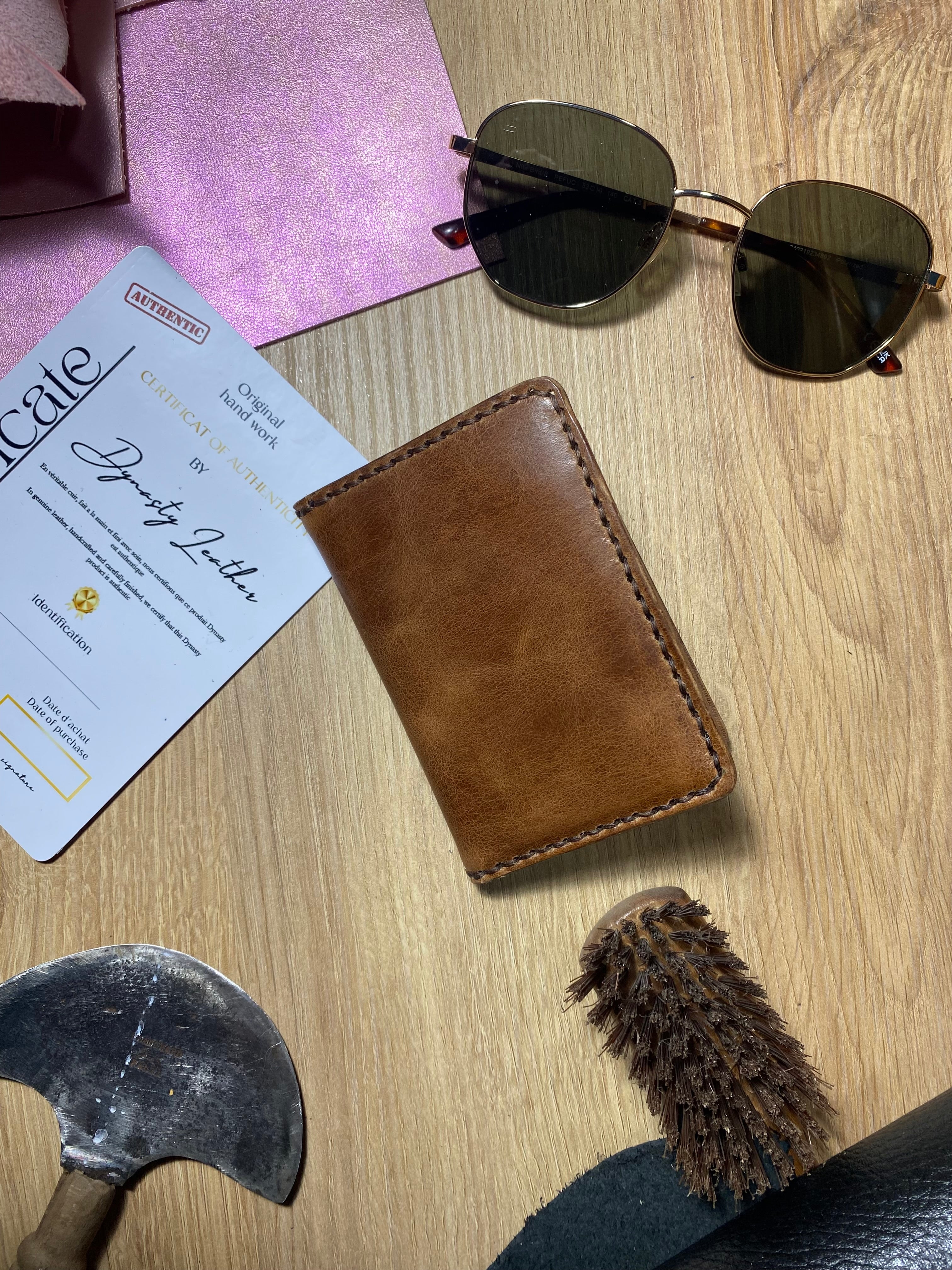 Heritage cards holder