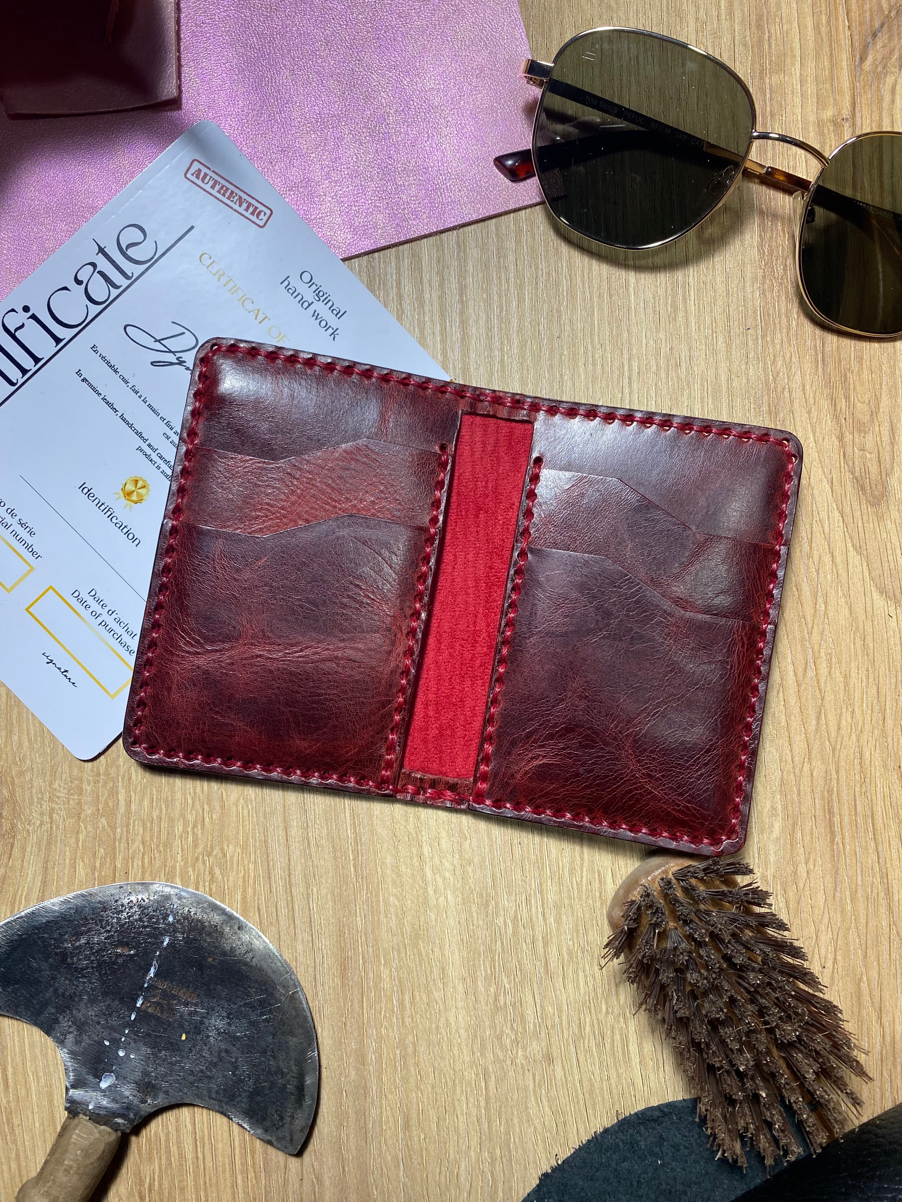 Heritage cards holder